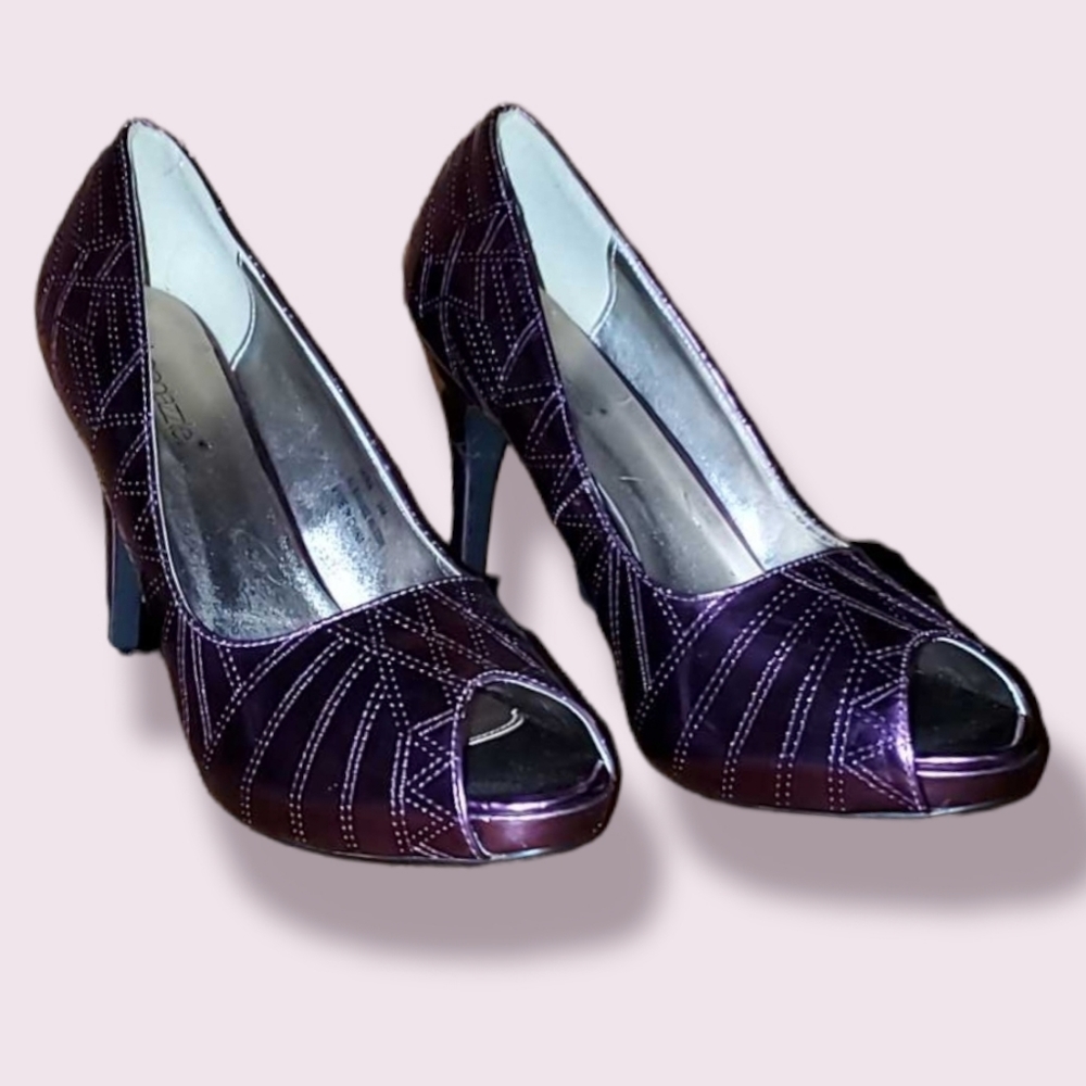SHOE DAZZLE Bright Purple High Heel Dress Shoes Sandals Slip-On Open Toe Size 8